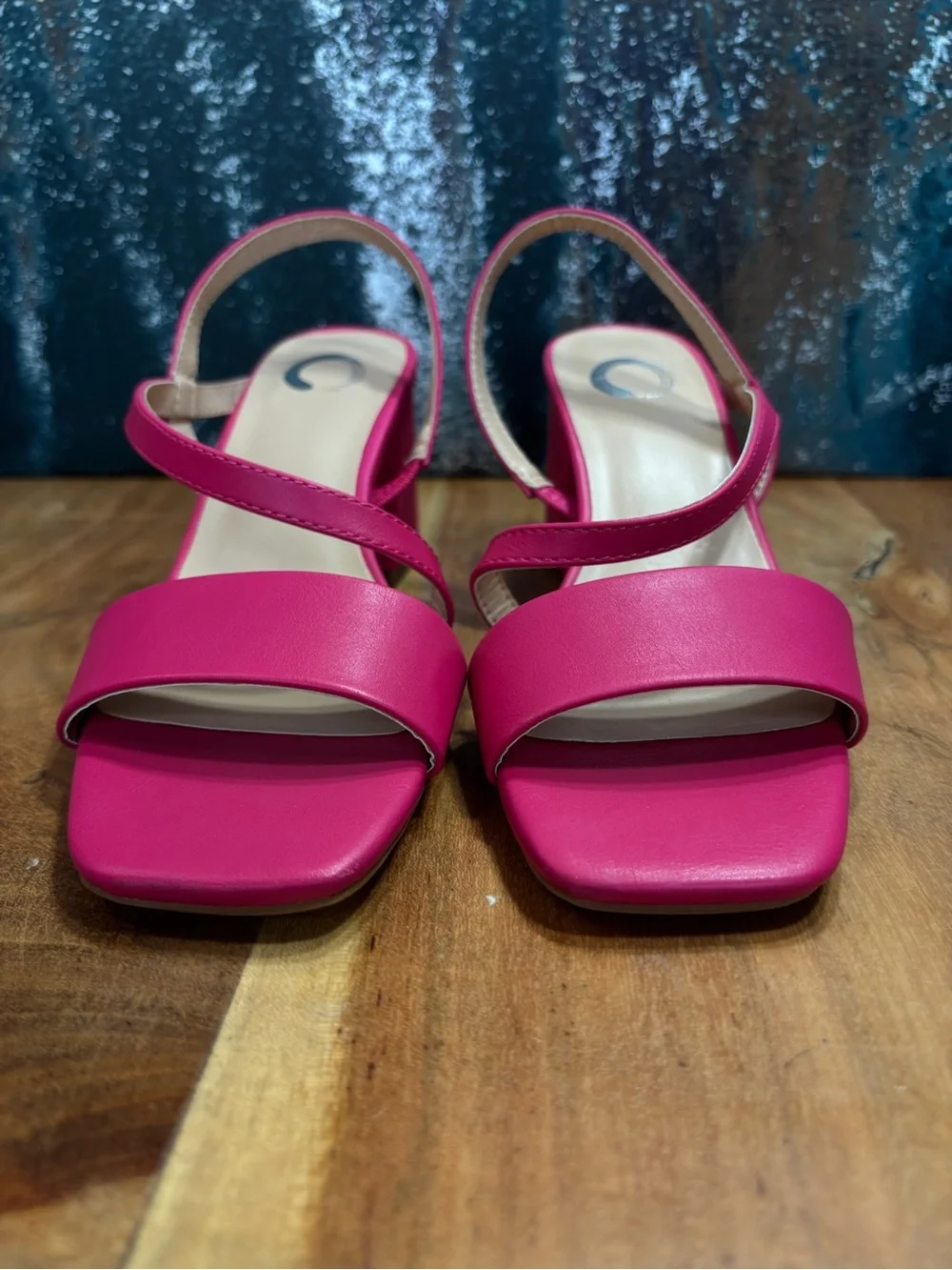 Journee Collection Barbiecore Lirryc Magenta‎ Block Heel Sandals